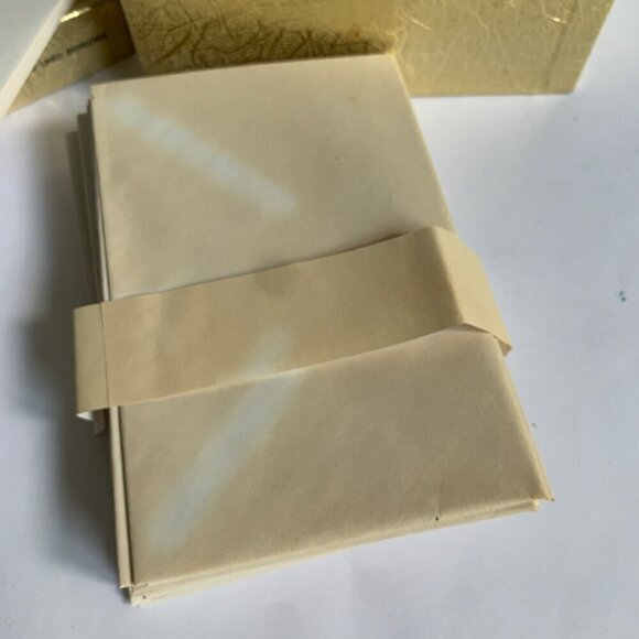 Lustre-Lite Vintage Stationary Paper & Envelopes with Original Box - Picture 8 of 8